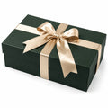 Scatola regalo rettangolare 30 x 20 x 10 cm in cartone verde scuro con nastro dorato - confezione elegante