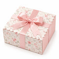 Scatola regalo 25 x 20 x 12 cm in cartoncino rosa floreale con nastro in raso e chiusura a fiocco
